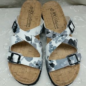 NWT RK Collection Buckled Sandals size 10